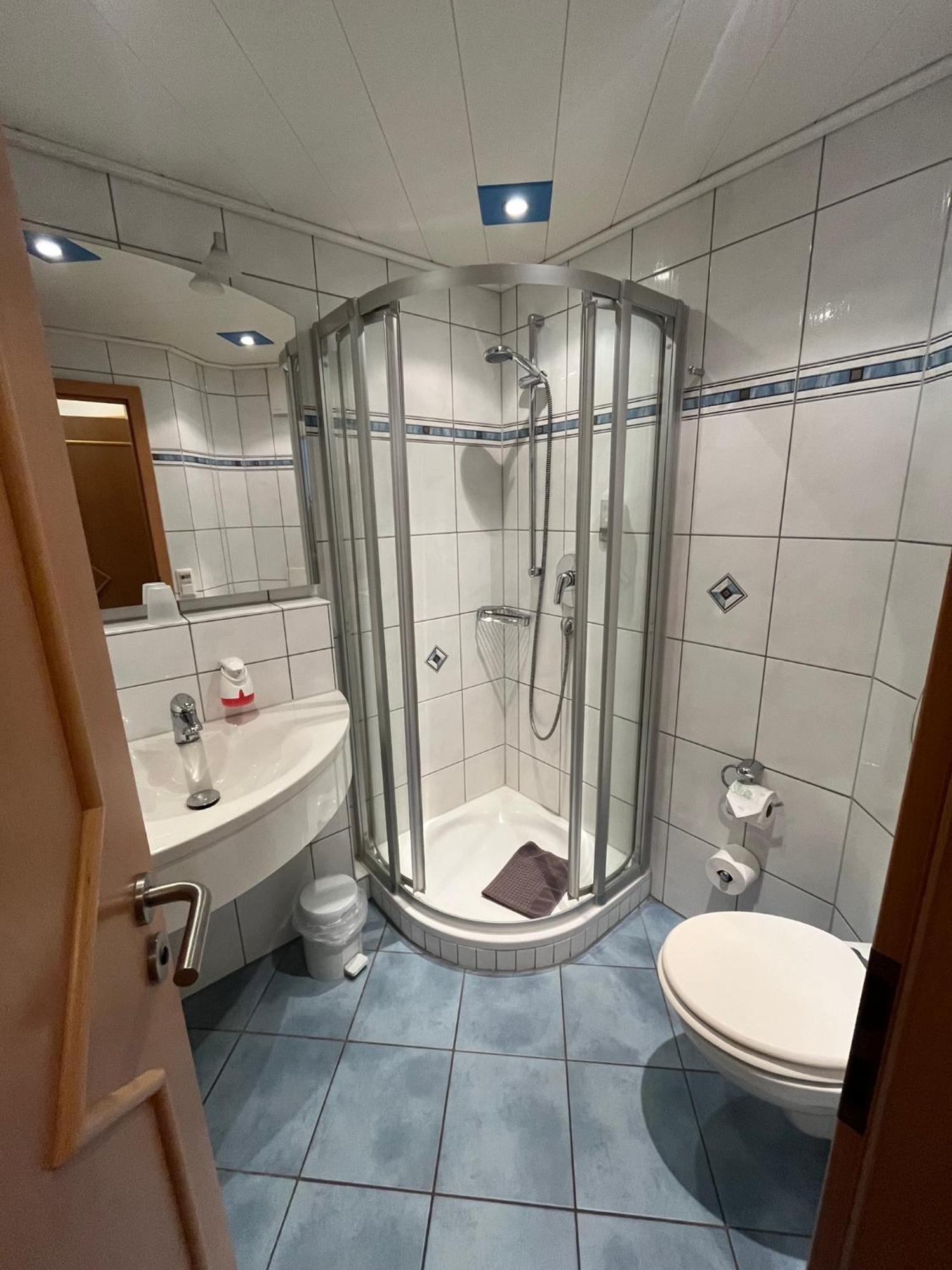 Hotel-Landpension Postwirt Kirchensittenbach Ngoại thất bức ảnh