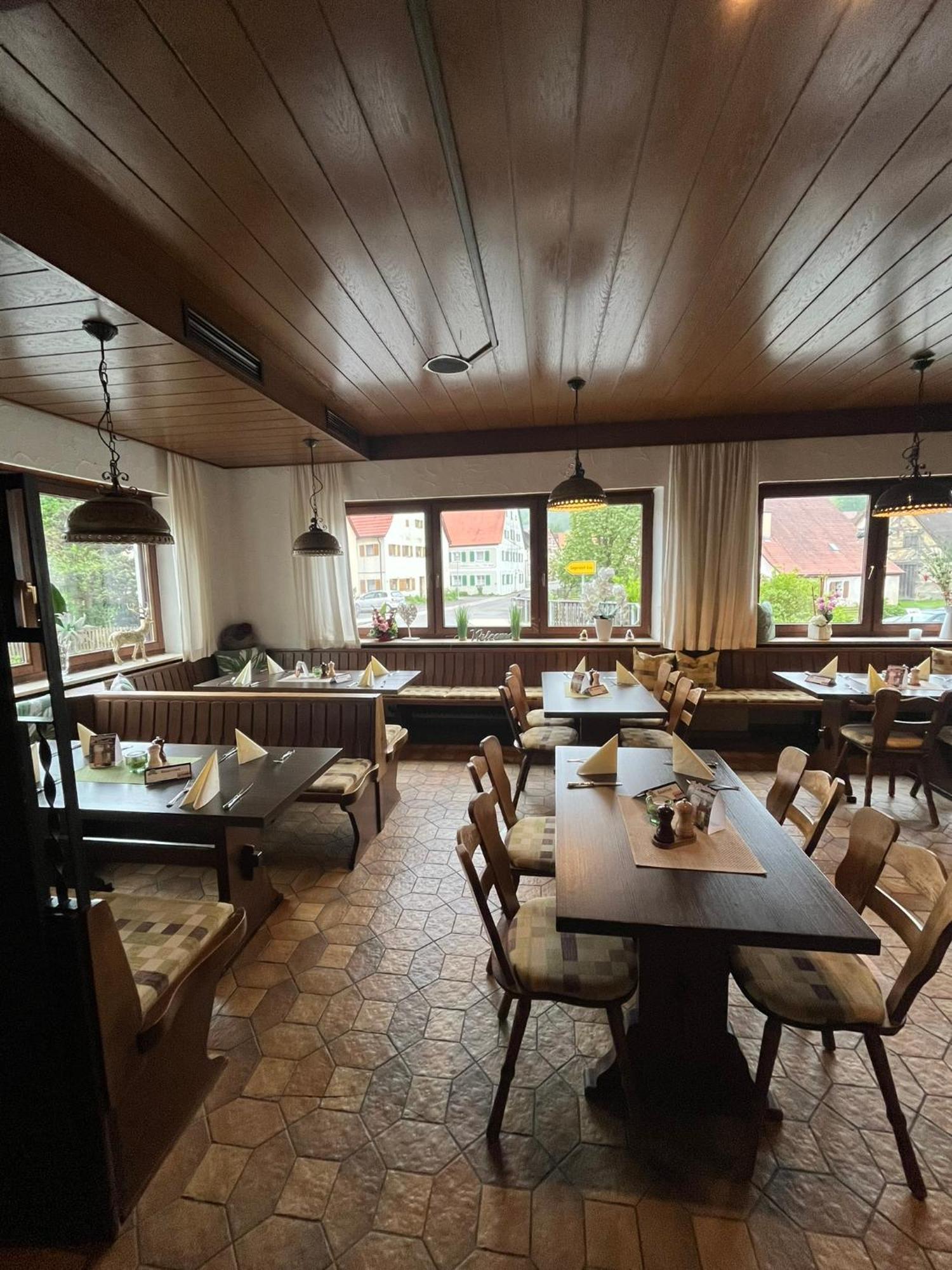 Hotel-Landpension Postwirt Kirchensittenbach Ngoại thất bức ảnh