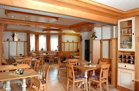 Hotel-Landpension Postwirt Kirchensittenbach Nhà hàng bức ảnh